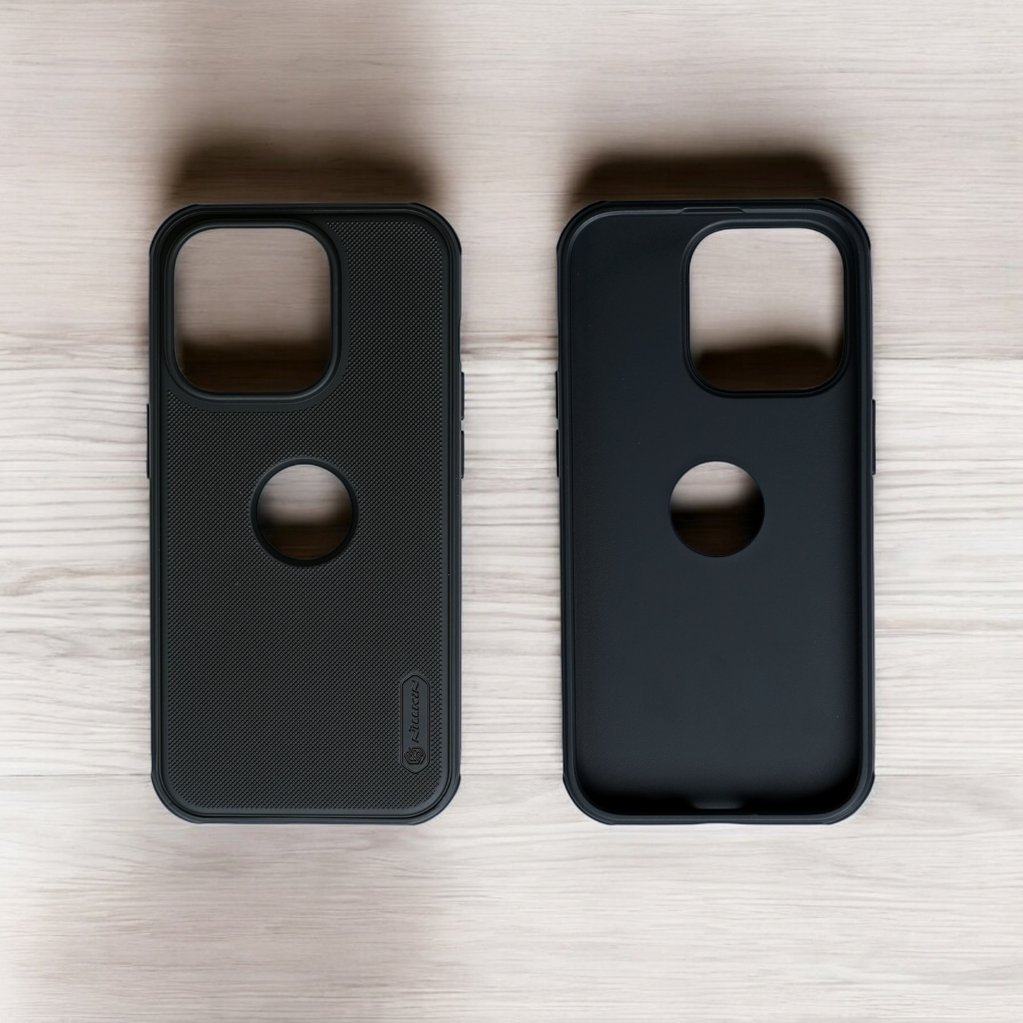 Nilkin iPhone 14 Pro Case | Super Frosted Shield Pro | Black