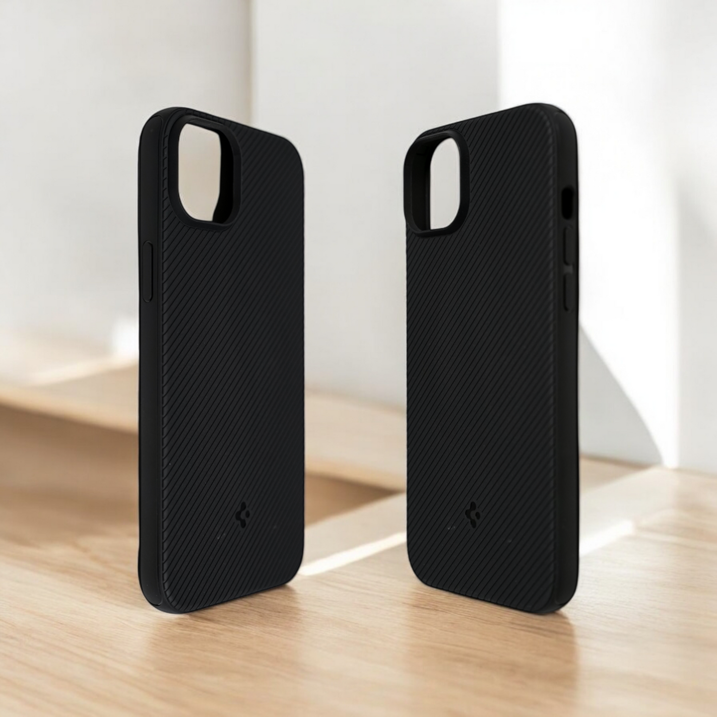 Spigen iPhone 15 Pro Max | Mag Armor Case
