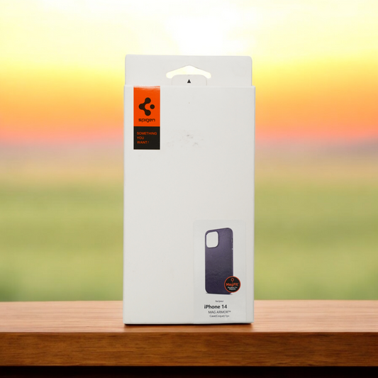 Spigen iPhone 14 | Mag Armor Case