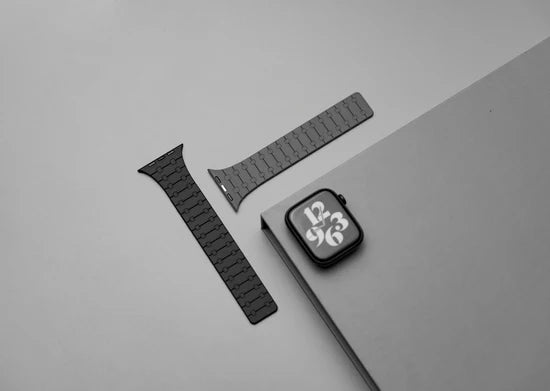 Black & Grey | Classic In Silicone | iWatch Straps
