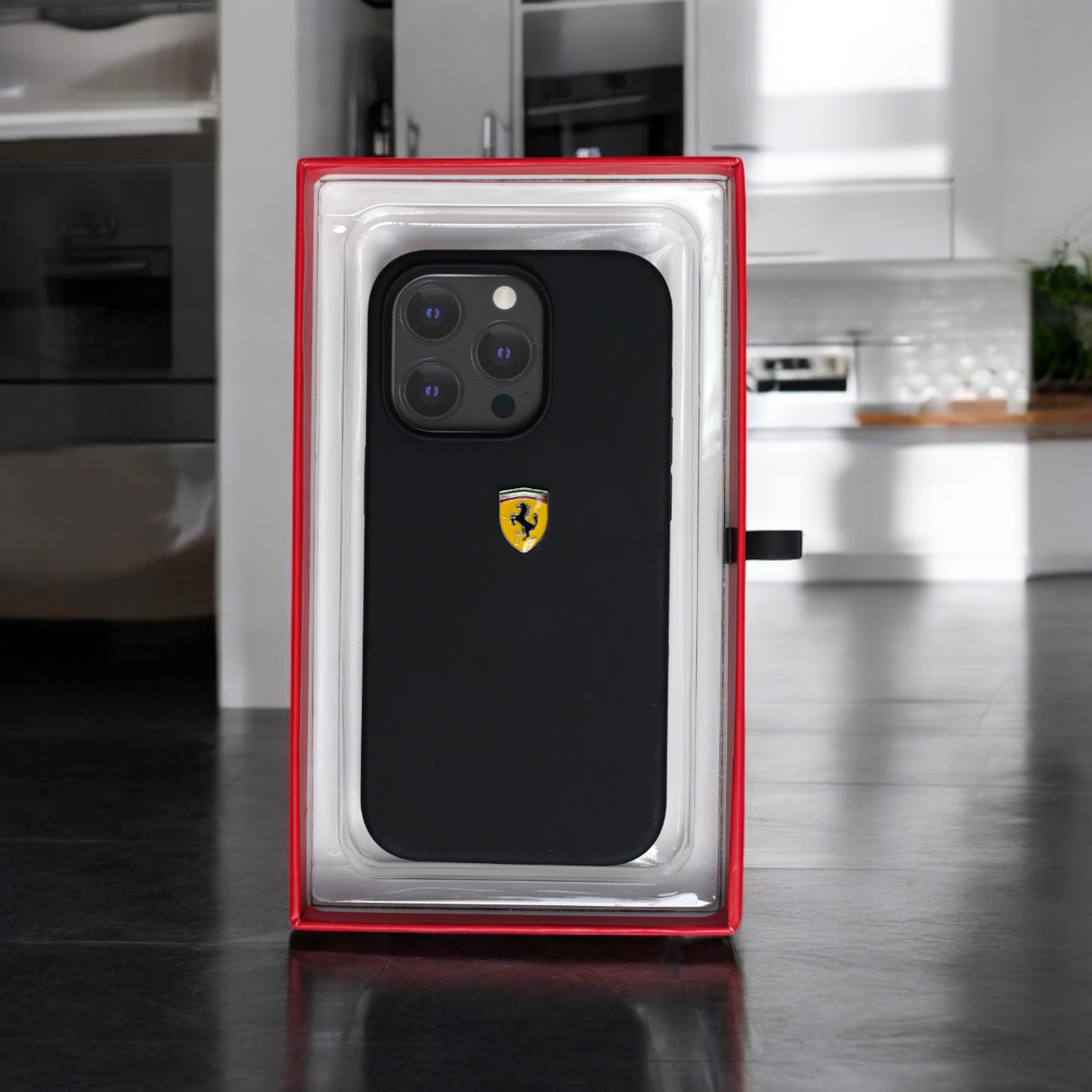 SCUDERIA FERRARI | Iphone 14 Pro | Black Case with Ferrari Logo